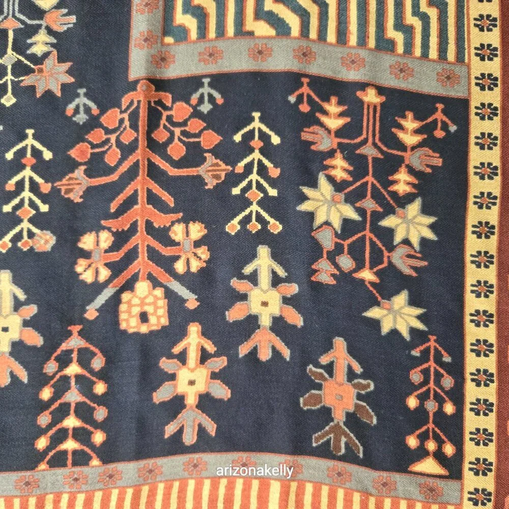 The Met Wool Soft Square Scarf Earth Tones Metropolitan Museum of Art - Picture 9 of 16